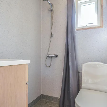 21 Holiday home *